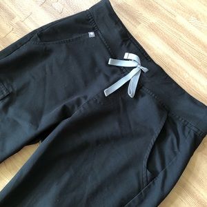 Figs Zamora Joggers size SM color BLACK in excellent used condition